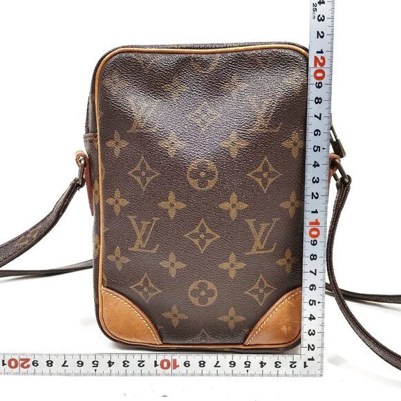 Authentic Louis Vuitton Amazon Brown Monogram Crossbody LCMON147-112025 - Picture 2 of 9
